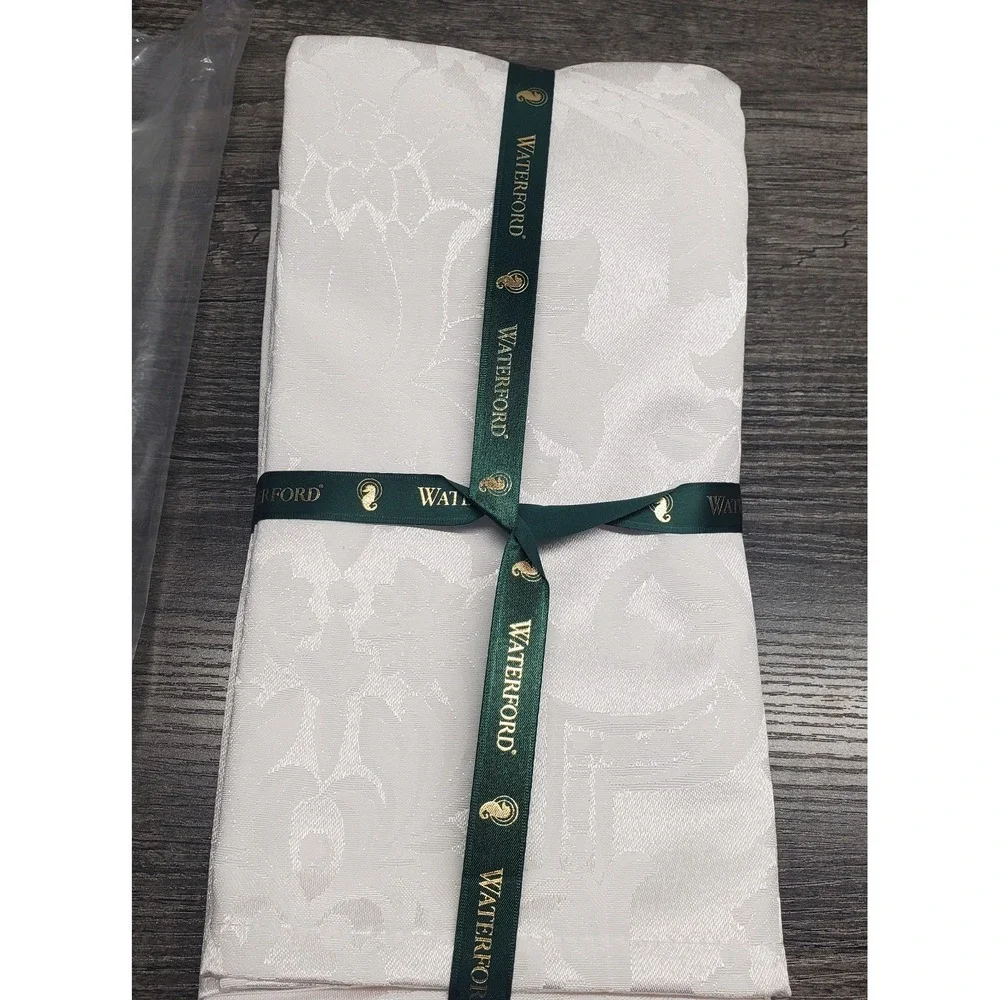Waterford Linens Banbridge Pearl Napkins Table Linens Set of 6 White Floral NEW
